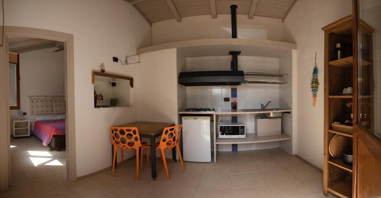 Li Pireddi Villa Алиенту Екстериор снимка